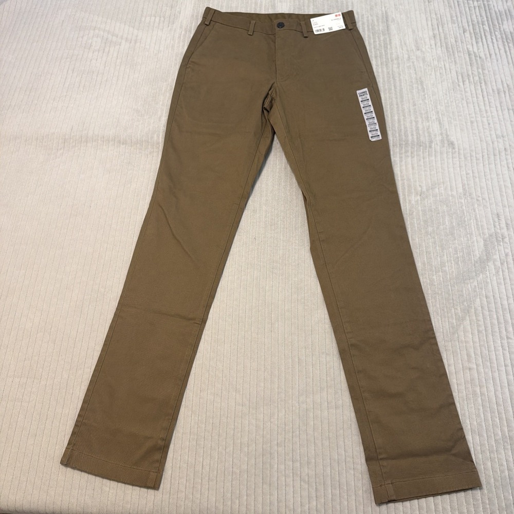 Uniqlo Chino Pants Mens 30x34 Brown Slim Fit Flat Front NEW 321-482876